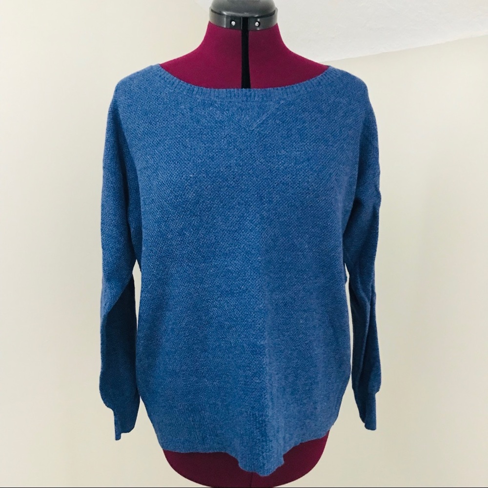 NEW SIZE M American Eagle Outfitters Blue Sweater